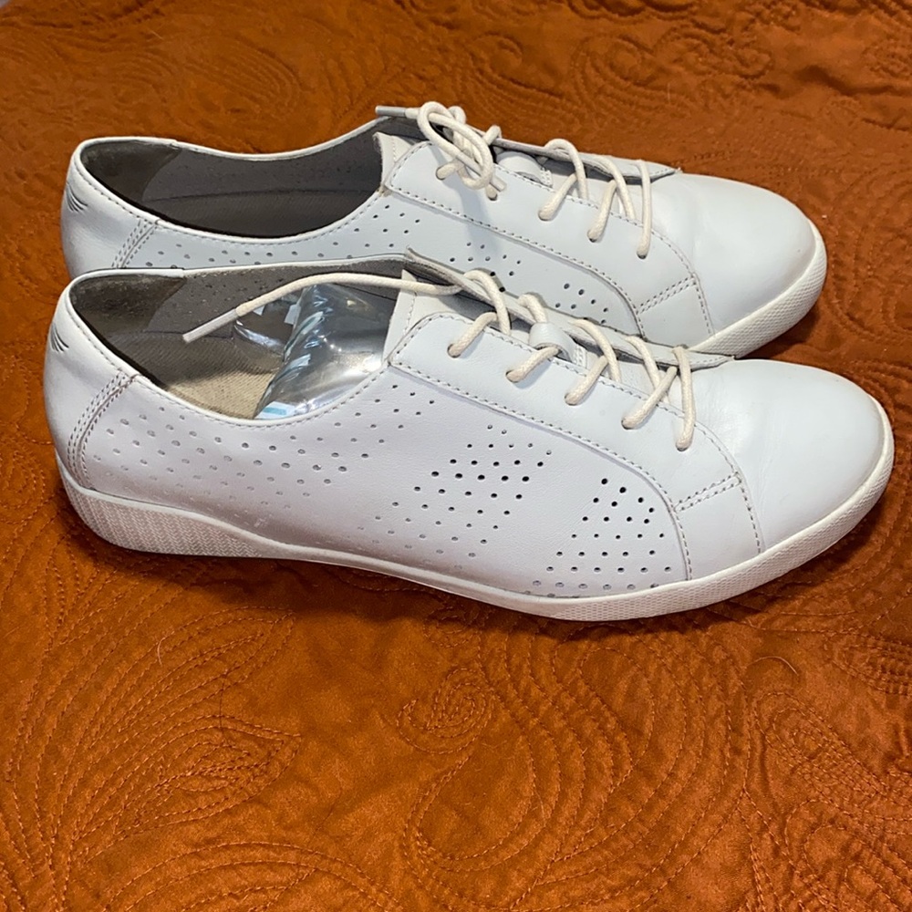 Dansko Die Cut Bone Leather Sneaker Lace-up sz 40(9.5-10) EXCELLENT